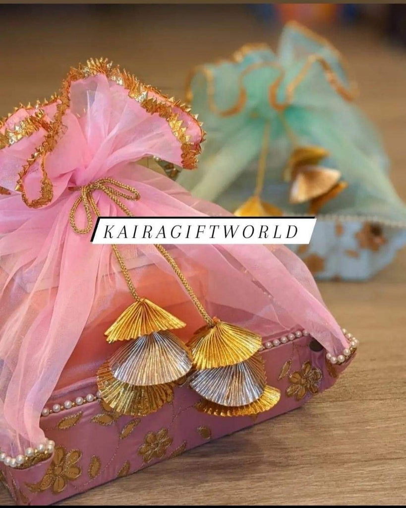 Saree packing | Wedding gift pack, Wedding gift wrapping, Wedding favor bags